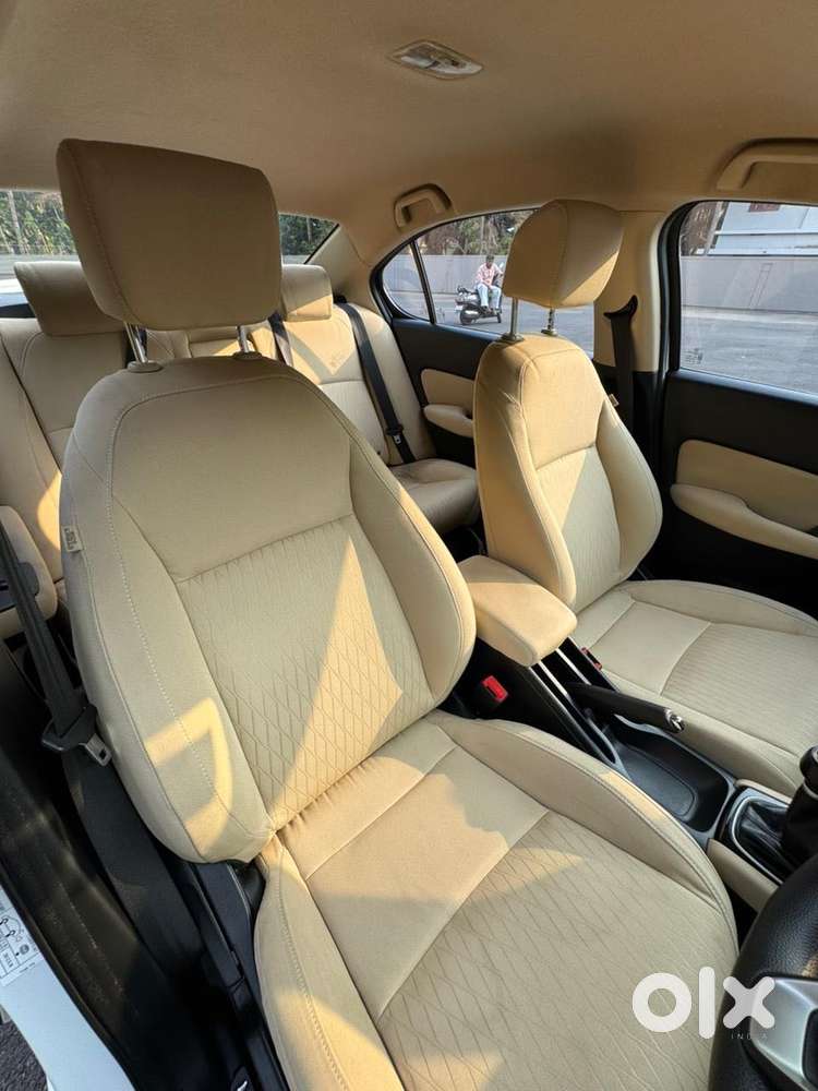 Honda City V Mt Exclusive, 2024, Petrol