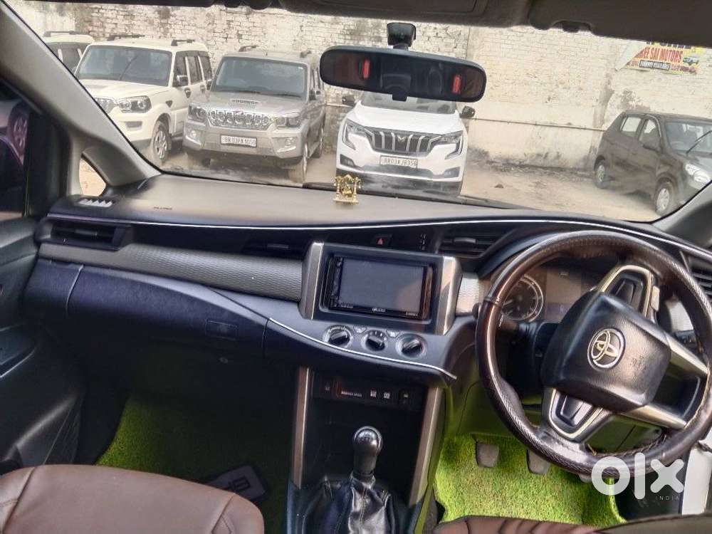Toyota Innova Crysta 2.4 G Mt, 2016, Diesel