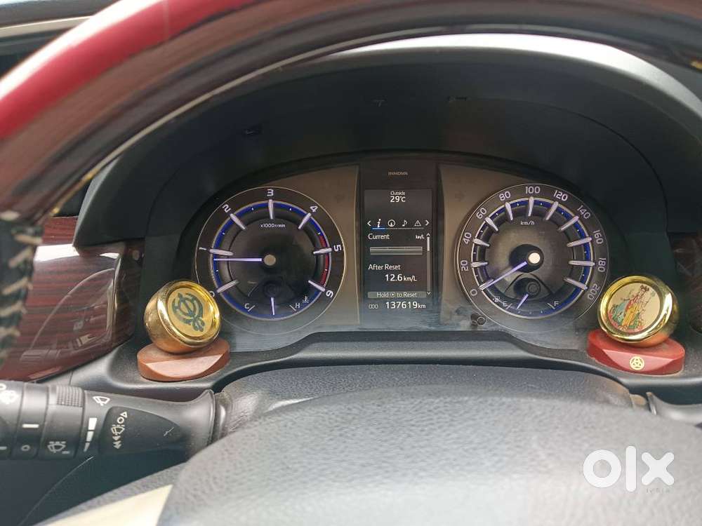 Innova Crysta V Well Maintained
