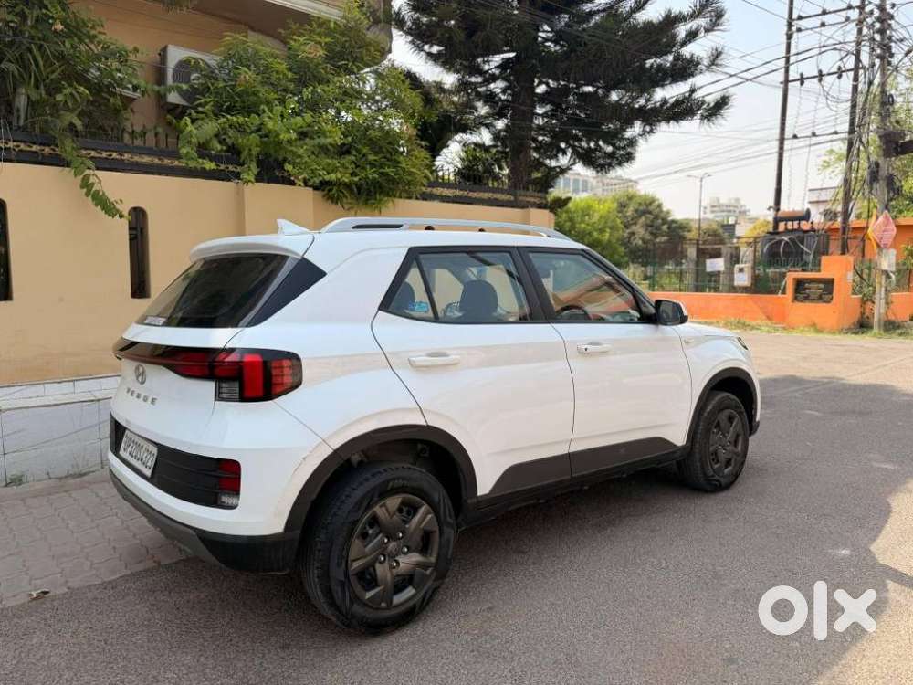 Hyundai Venue S 1.2 Petrol, 2025, Petrol