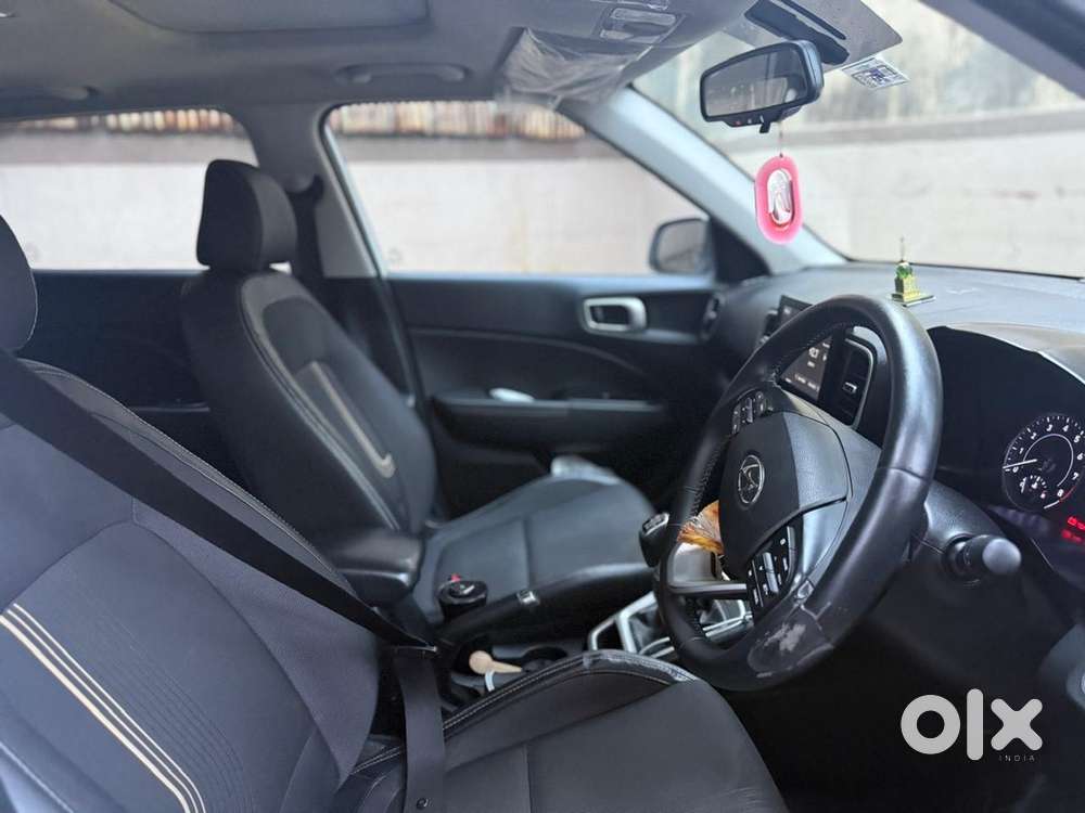 Hyundai Venue 2019 Petrol 44000 Km Driven