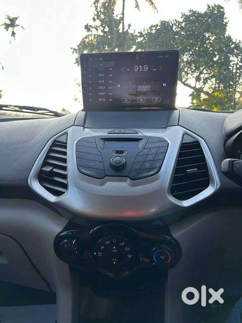 Well Maintained, Ford Serviced Car. No Accidents