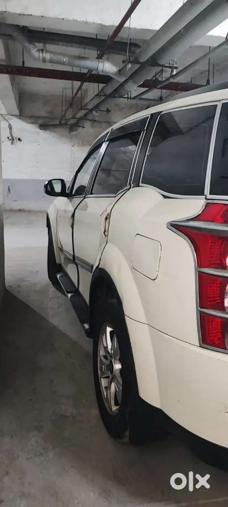 Mahindra Xuv500 2015 Diesel 100000 Km Driven With Vip No