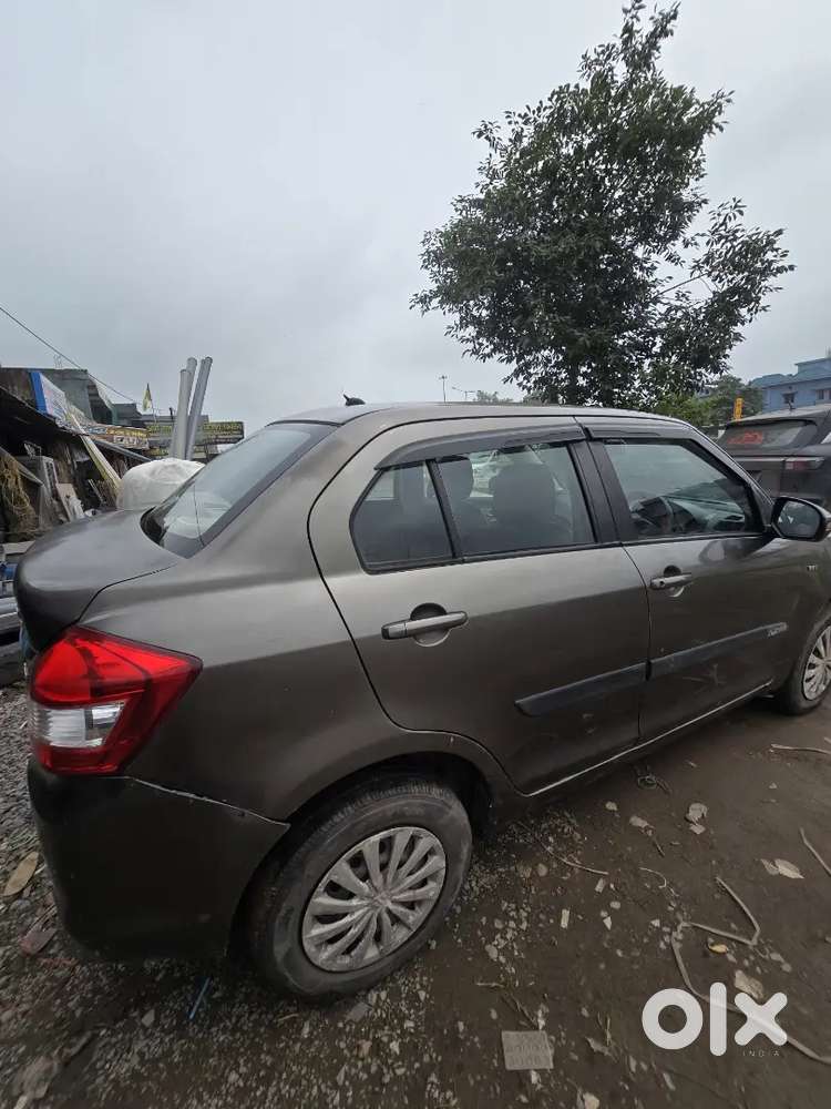 2nd Owner Maruti Suzuki Dzire 2016 Petrol