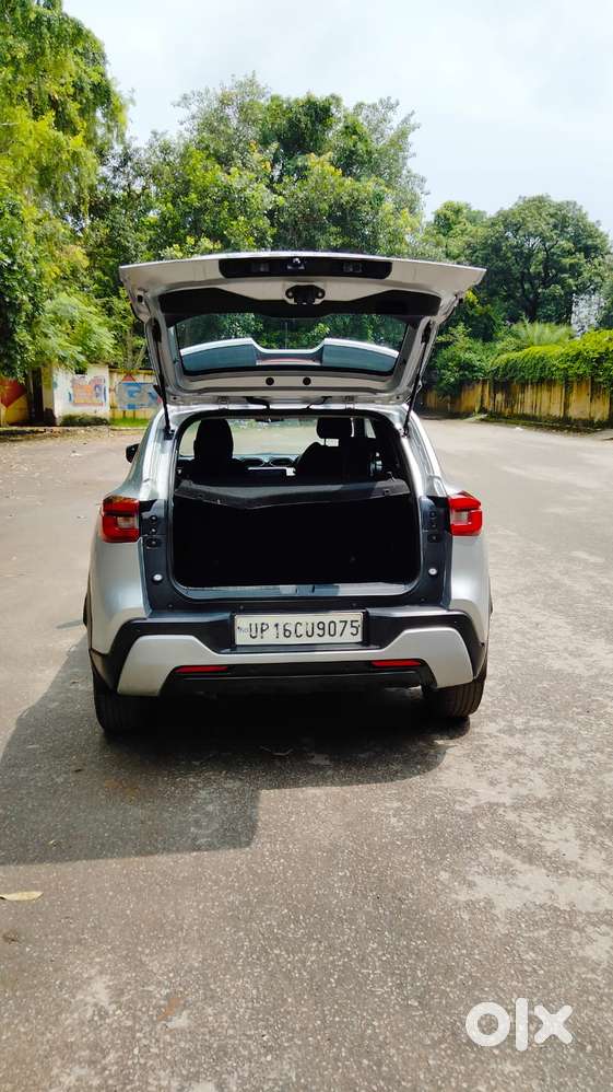 Nissan Magnite 1.0 Xv Turbo Cvt, 2021, Petrol