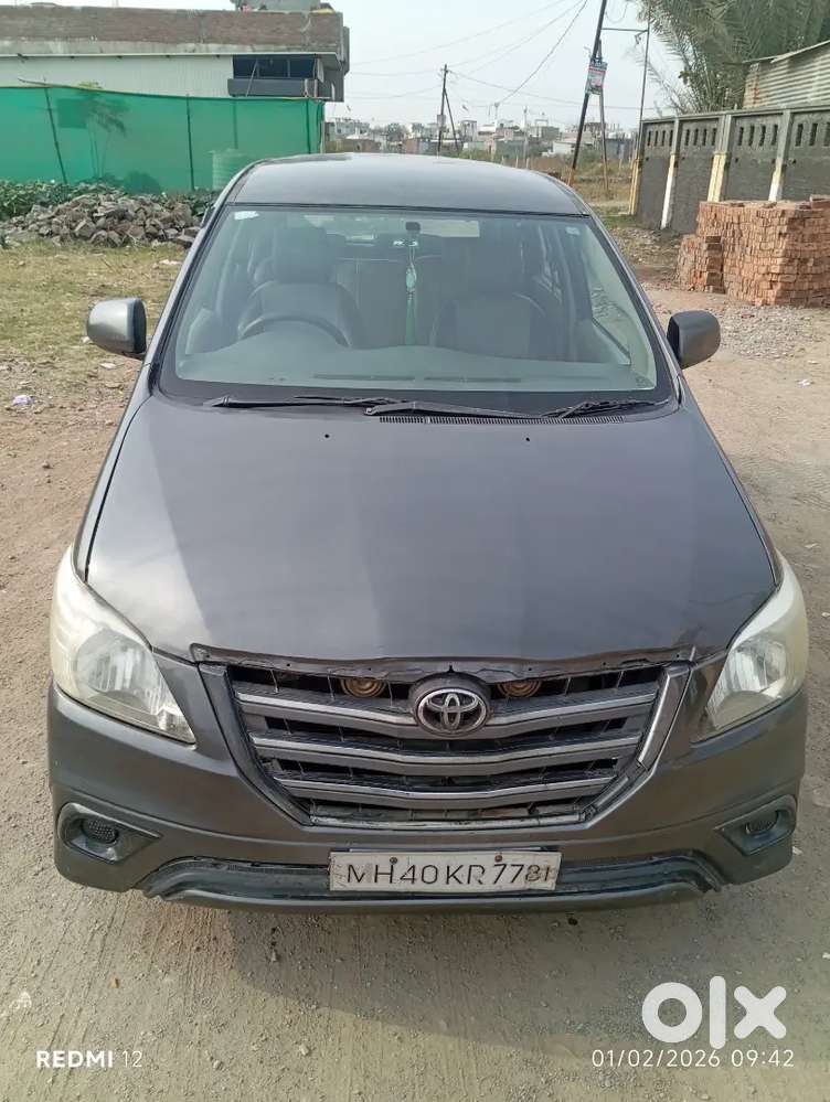 Toyota Innova 2012 Diesel 190000 Km Driven