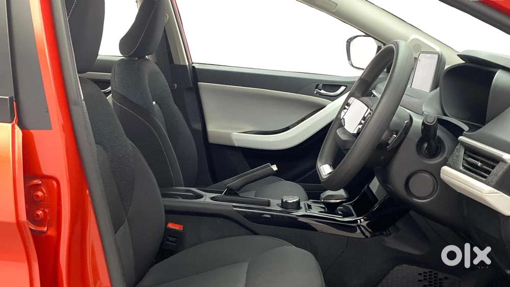 Tata Nexon Creative 1.2 Revotron Petrol 6 Amt Dt, 2024, Petrol