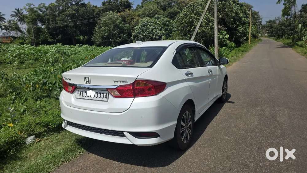 Honda City 1.5 V 2021