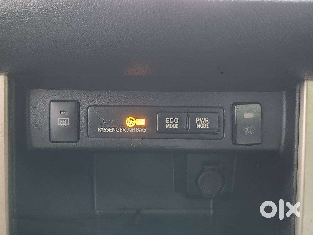 Toyota Innova Crysta 2.4 G Mt, 2019, Diesel