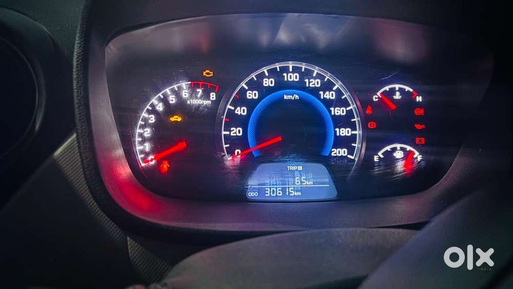 Selling My Well Maintained Car, Only 30000 Km Driven, Cng Fitted