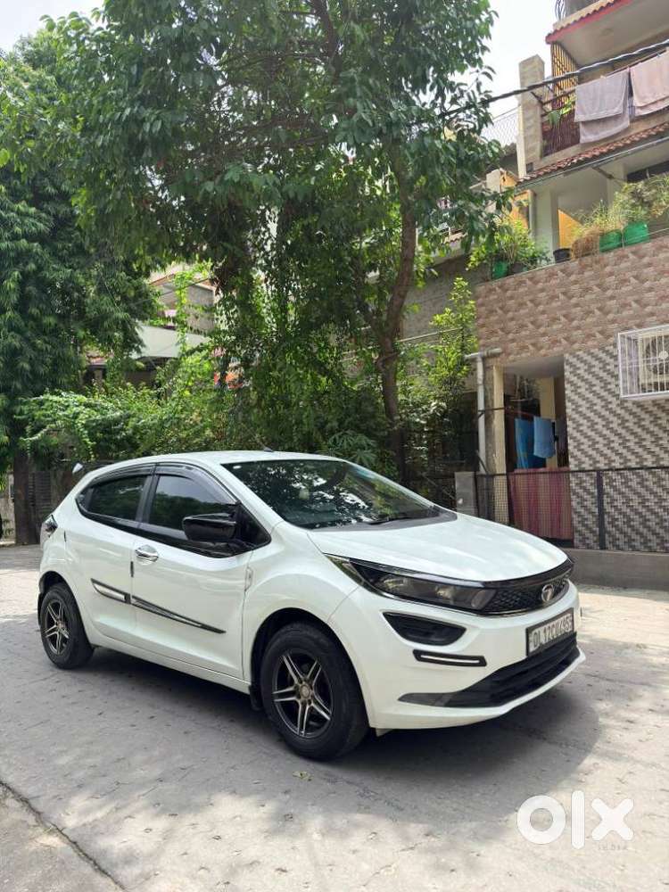 Tata Altroz 1.2 Xe, 2022, Petrol