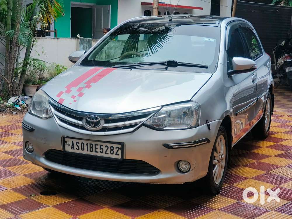 Toyota Etios Liva 1.4 Vd Dual Tone, 2013, Petrol