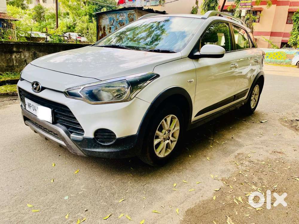 Hyundai I20 Active Sx Petrol, 2017, Cng & Hybrids