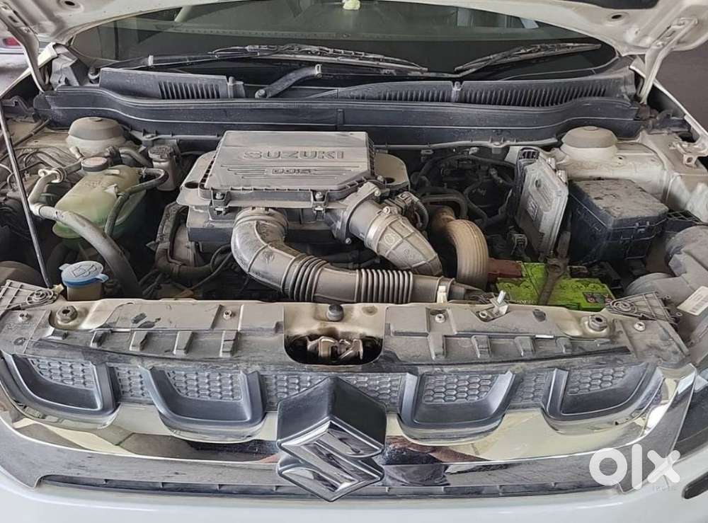 Maruti Suzuki Brezza Zxi Plus At, 2018, Diesel