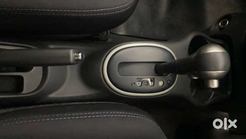 Nissan Micra Xv Cvt, 2018, Petrol