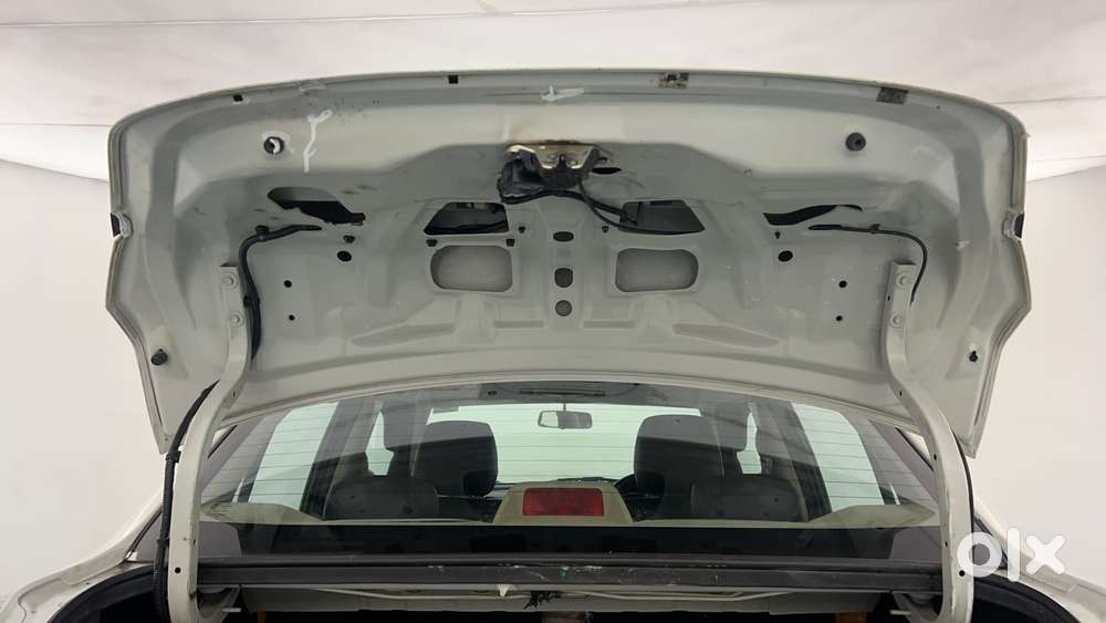 Maruti Suzuki Swift Dzire 1.2 Zxi, 2016, Petrol