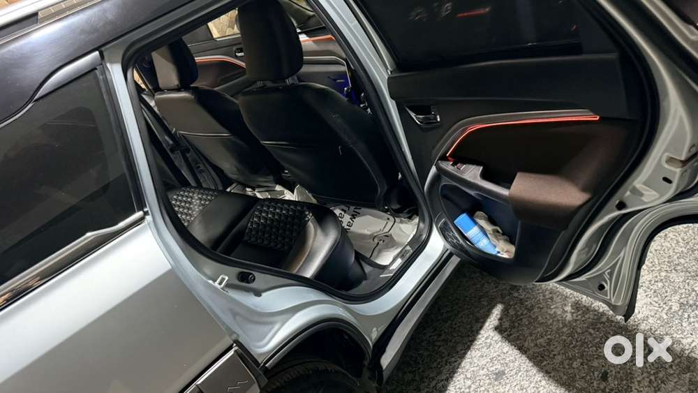 Maruti Suzuki New Brezza Zxi Hybrid Petrol