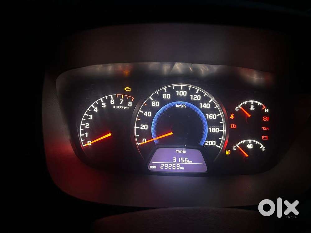 Hyundai Grand I10 2016 Petrol Well Maintained