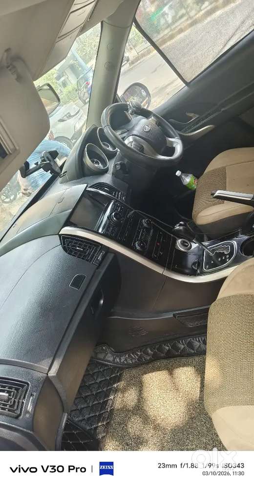 Mahindra Xuv500 2018 Diesel Year