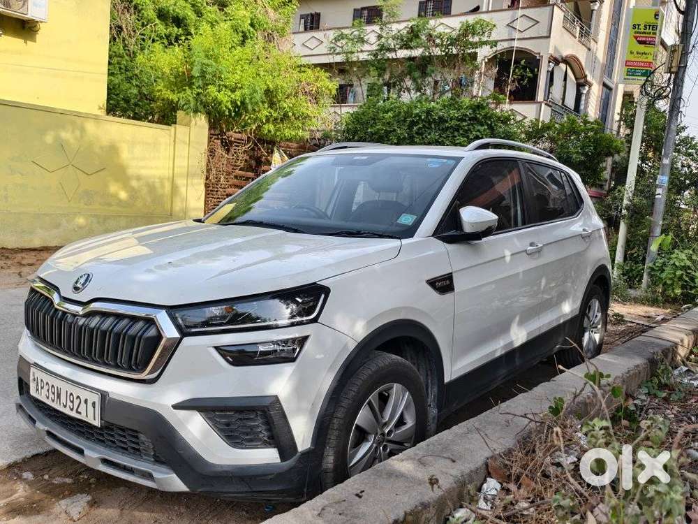 Skoda Kushaq 1.0 Tsi Ambition, 2022, Petrol