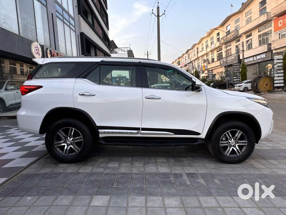 Toyota Fortuner 3.0 4x2 Automatic, 2020, Diesel
