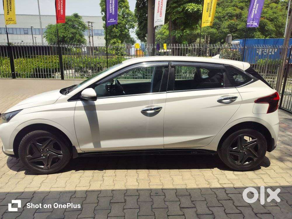 Hyundai I20 Sportz 1.2 Mt, 2023, Petrol