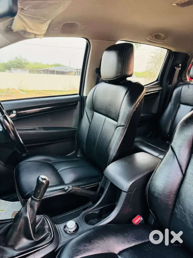 Isuzu D-max V-cross 2019 High