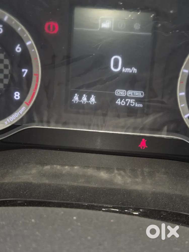 Grand I10 Cng Duel Cilender