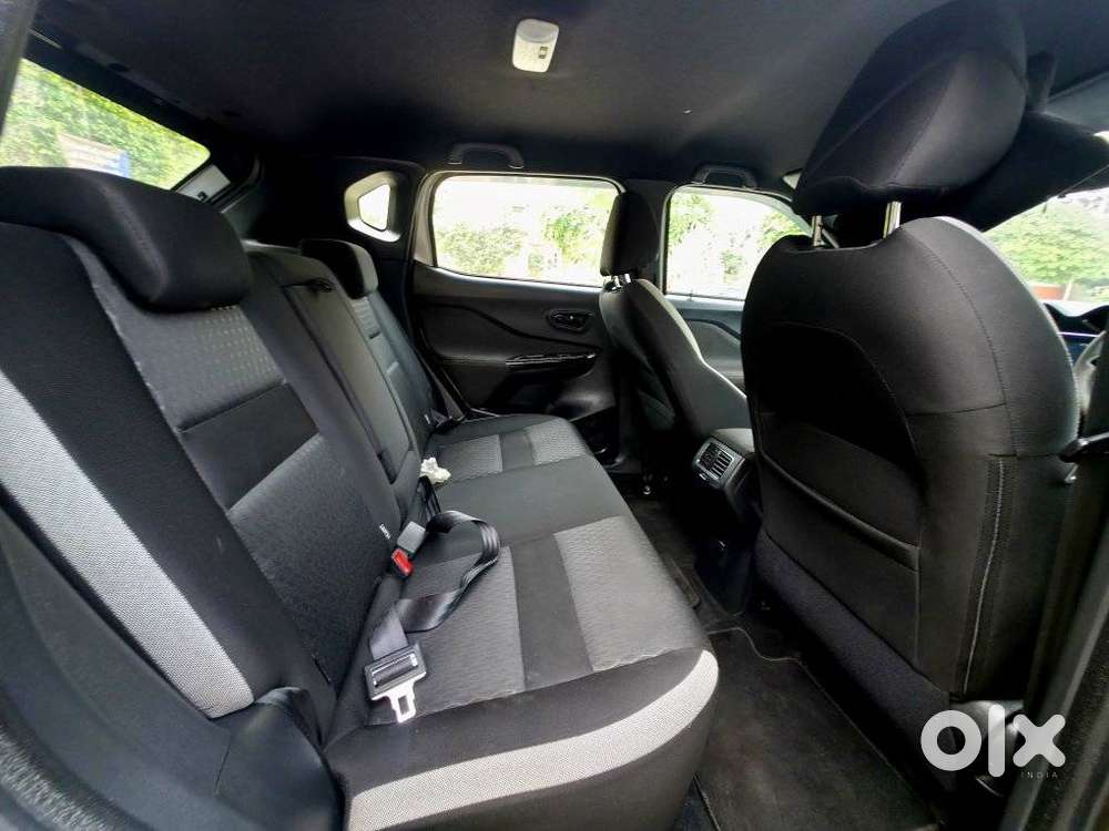 Nissan Magnite Kuro Edition 1.0 Turbo Petrol Mt, 2024, Petrol