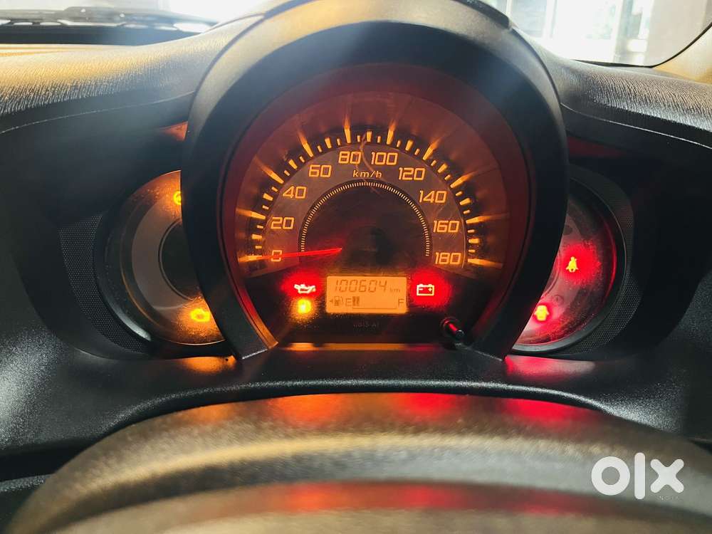 Honda Brio E Mt, 2015, Petrol