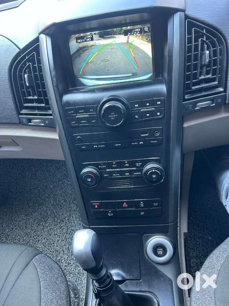 Mahindra Xuv500 W10 Awd, 2018