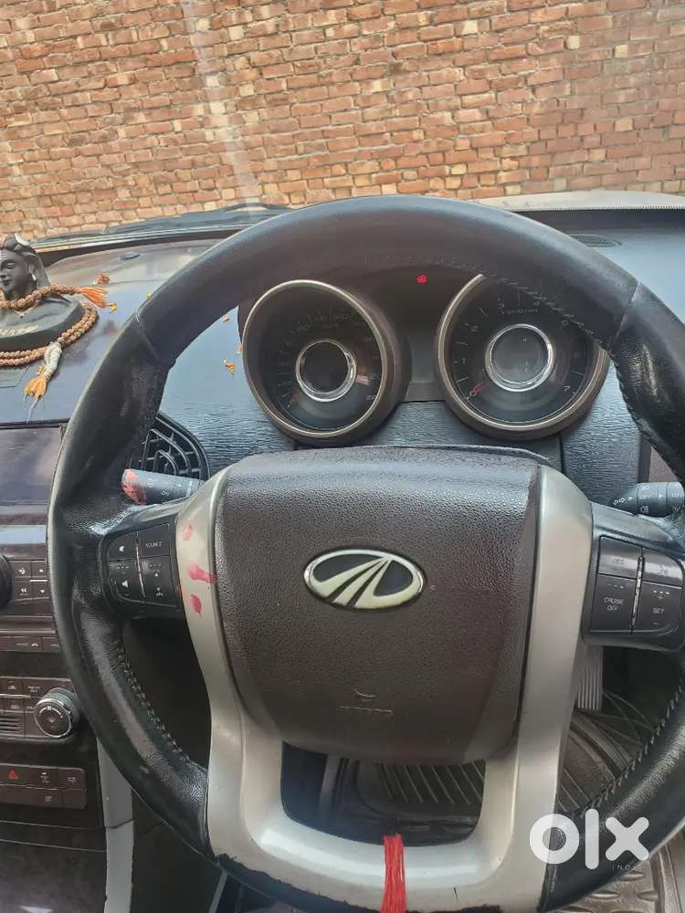 Mahindra Xuv500 Diesel 2012 Car