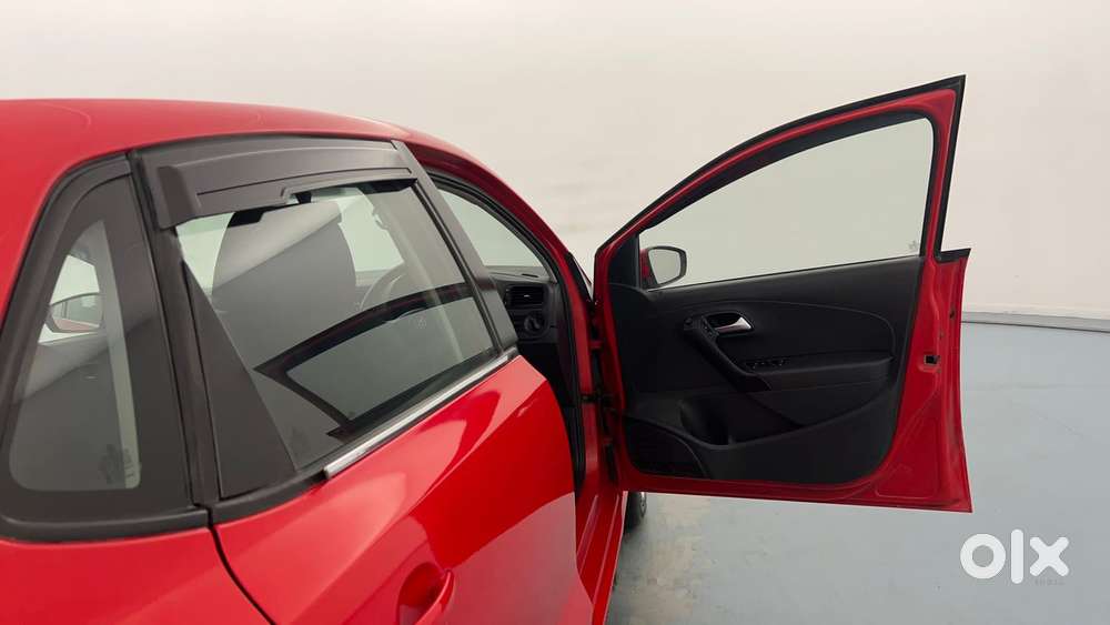 Volkswagen Polo Petrol Comfortline 1.2l, 2016, Petrol