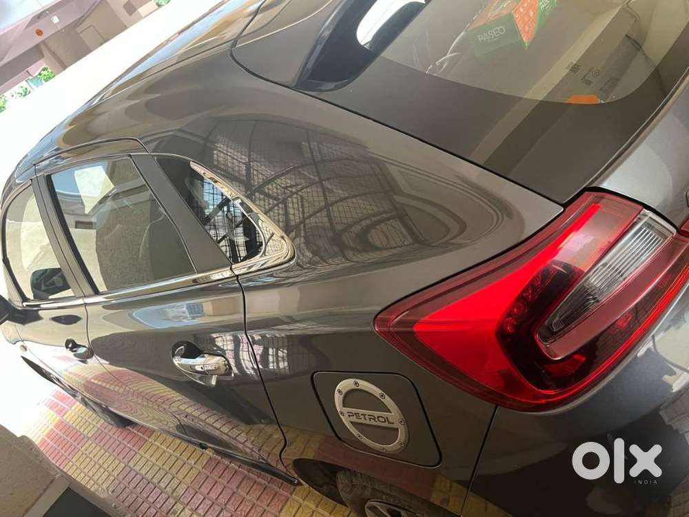 Baleno Signature Spl Edition 2024 October - Well Maintained