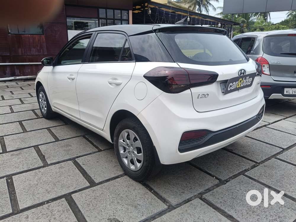 Hyundai I20 Sportz 1.2 Bs-iv, 2018, Petrol
