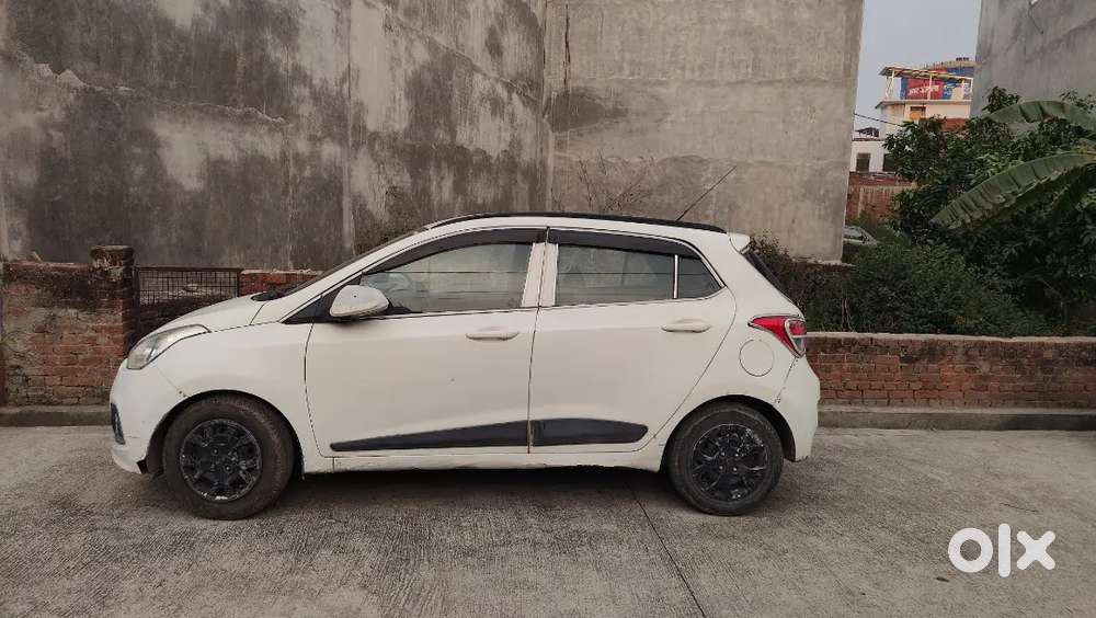 Hyundai Grand I10 Sportz 2015 Diesel Manual