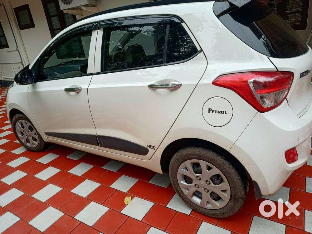 Hyundai Grand I10 Sportz 1.2 Kappa Vtvt, 2016, Petrol