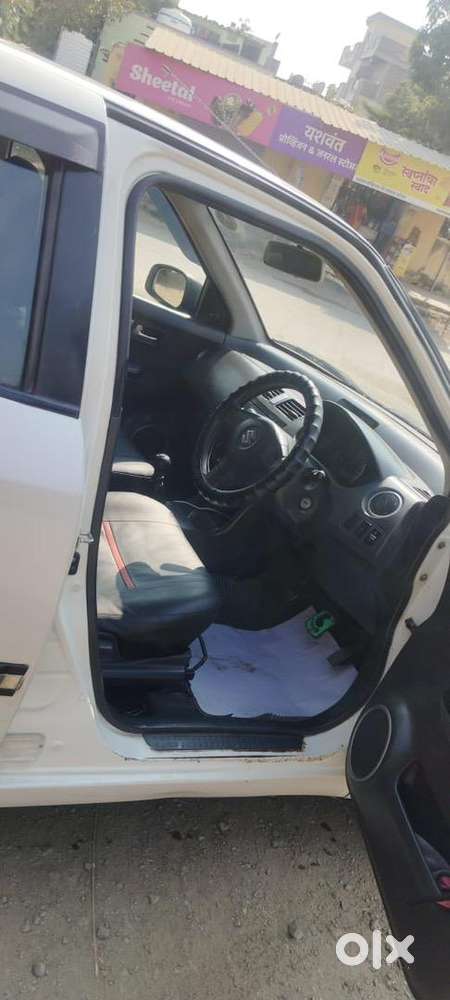 Maruti Suzuki Swift Dzire 2012