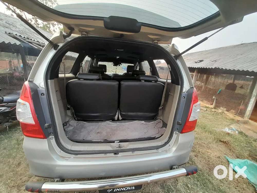 Toyota Innova 2011 Diesel 206000 Km Driven