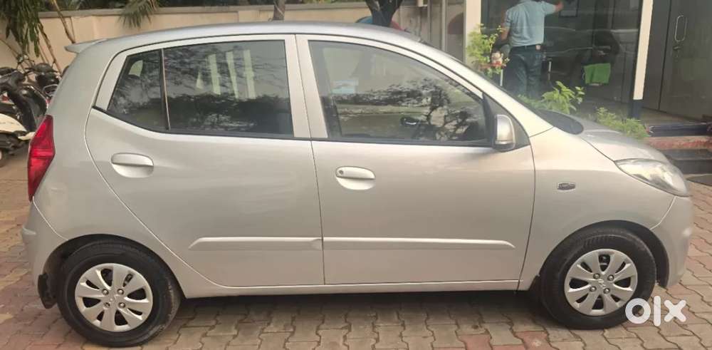 Hyundai I10 Sportz At, 2012, Petrol