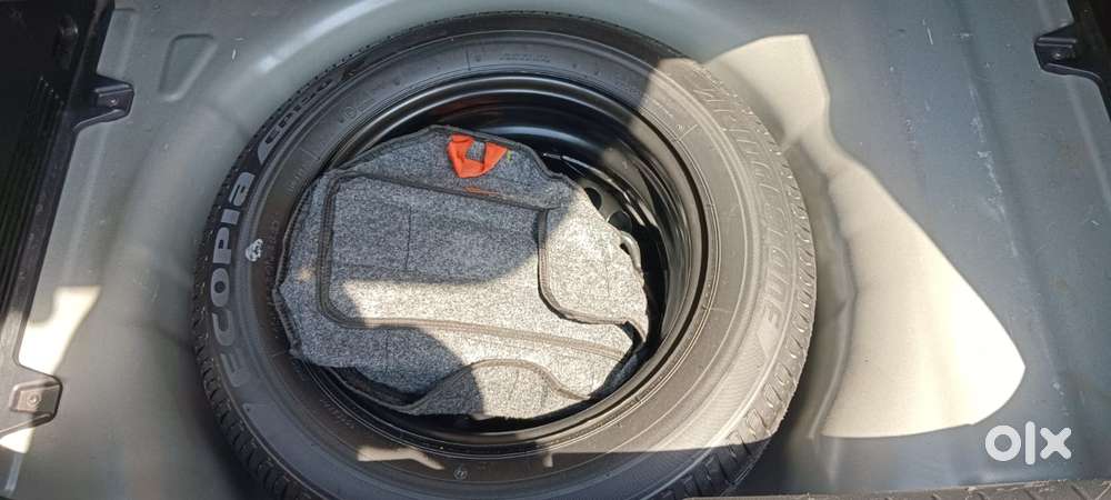 Hyundai I20 Asta (o) 1.2 Mt, 2023, Petrol