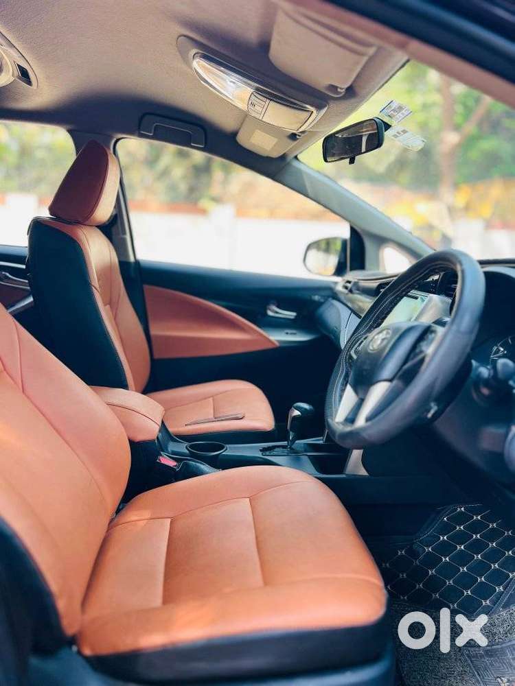 Toyota Innova Crysta