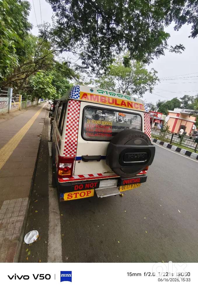 Mahindra Bolero Ambulance 2006 Diesel 300000 Km Driven