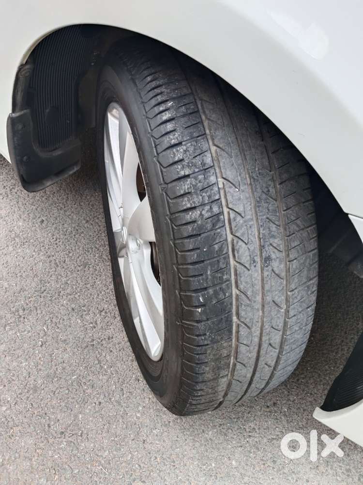 Hyundai Verna Fluidic 1.6 Vtvt Sx Opt, 2013, Petrol