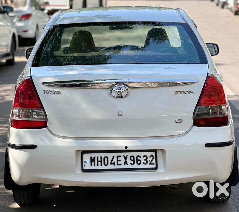 Toyota Etios 2011 Petrol Well Maintained