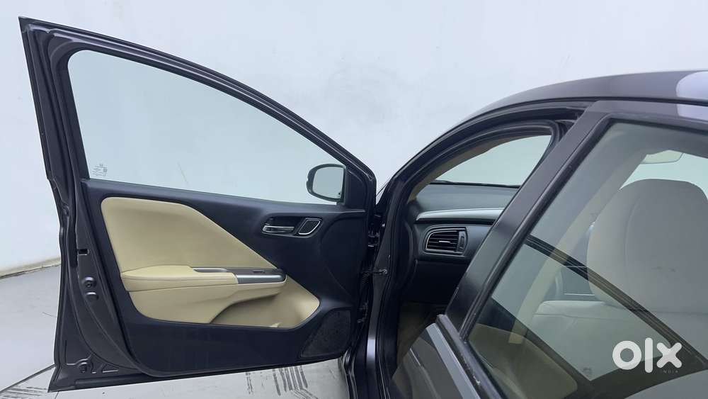 Honda City 1.5 Zx Cvt I-vtec, 2017, Petrol
