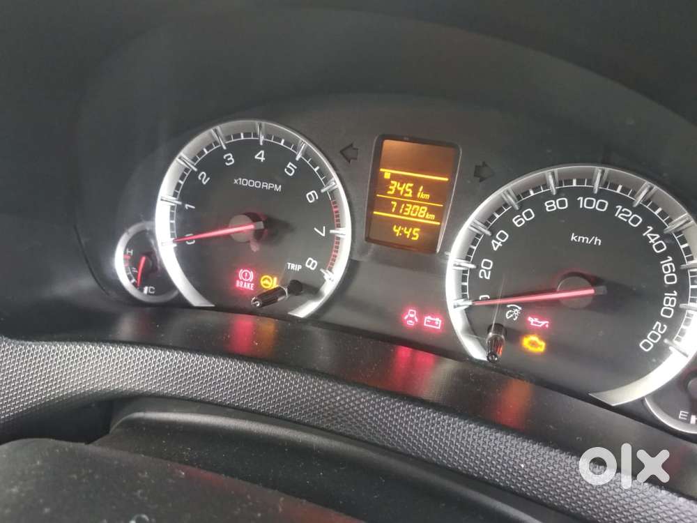 Maruti Suzuki Swift Vxi Optional, 2016, Petrol