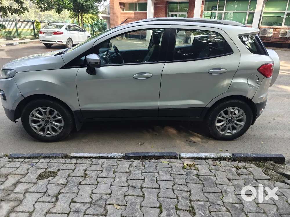 Ford Ecosport 2015 Titanium Petrol – 90k Km  Well Maintained