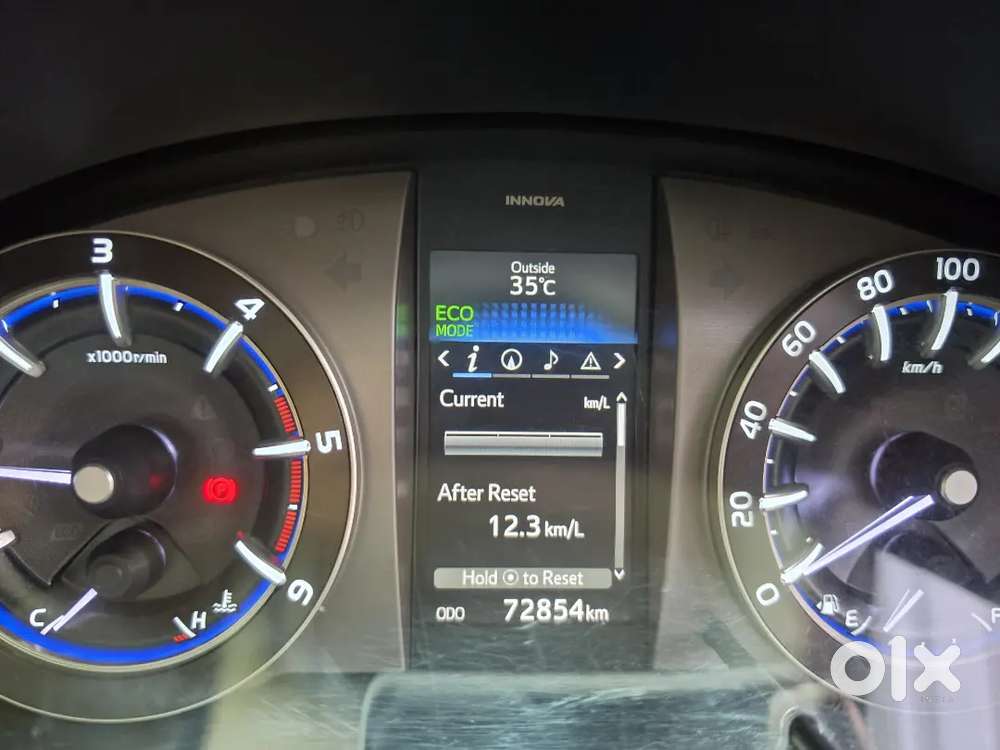 Toyota Innova Crysta 2017 Diesel 72854 Km Driven