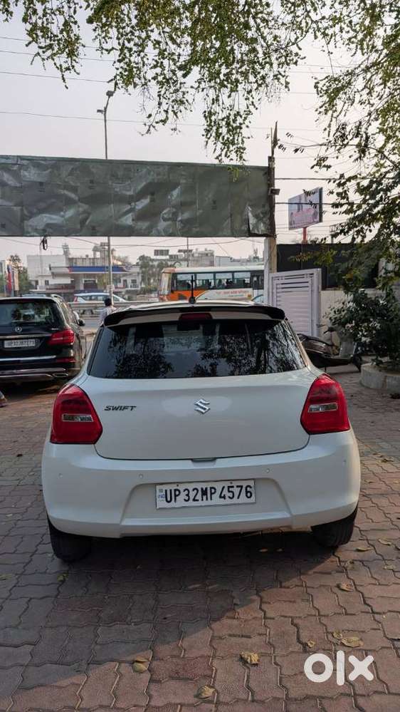 Maruti Suzuki Swift Vxi 1.2 Abs Bs-iv, 2022, Petrol